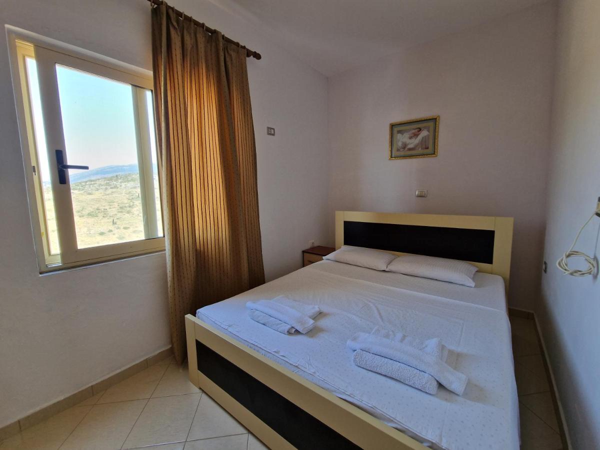 Harizi Apartments Ksamil Esterno foto